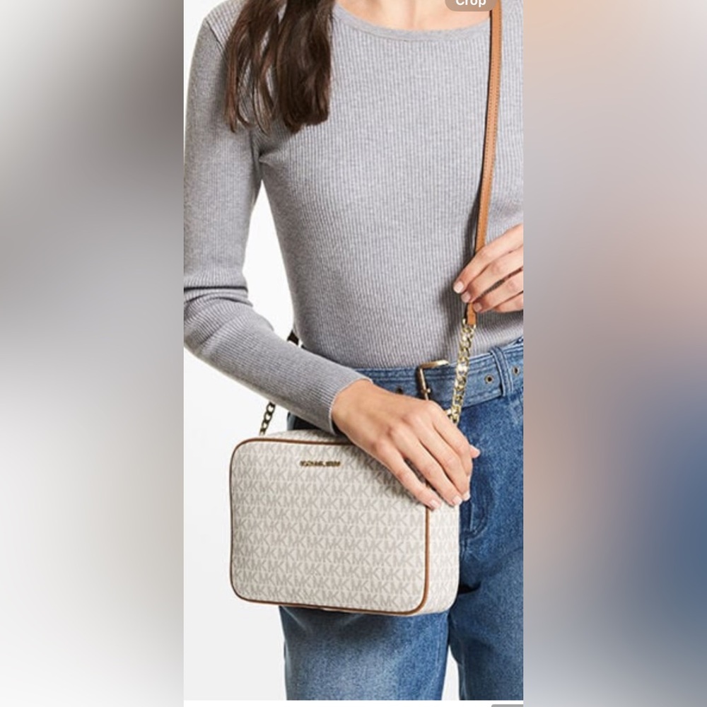 🌻Micheal Kors crossbody